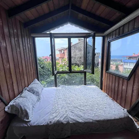 Simge Trabzon